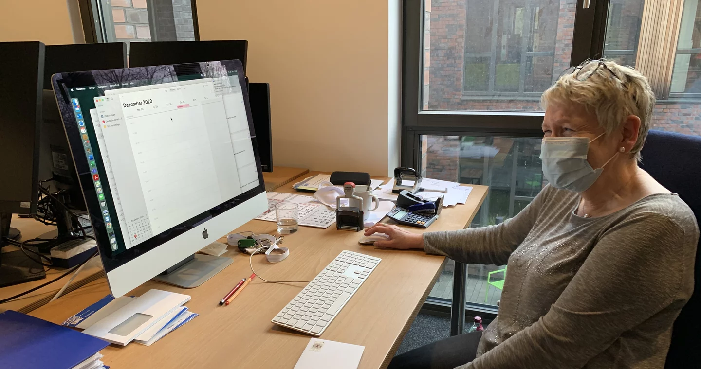 Mitarbeiterin von Drive an neuem Arbeitsplatz